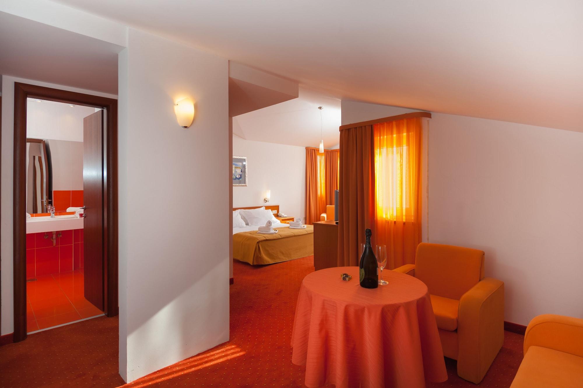 Hotel Rotondo 4*